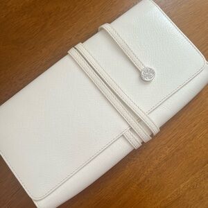 Perrin Paris white clutch